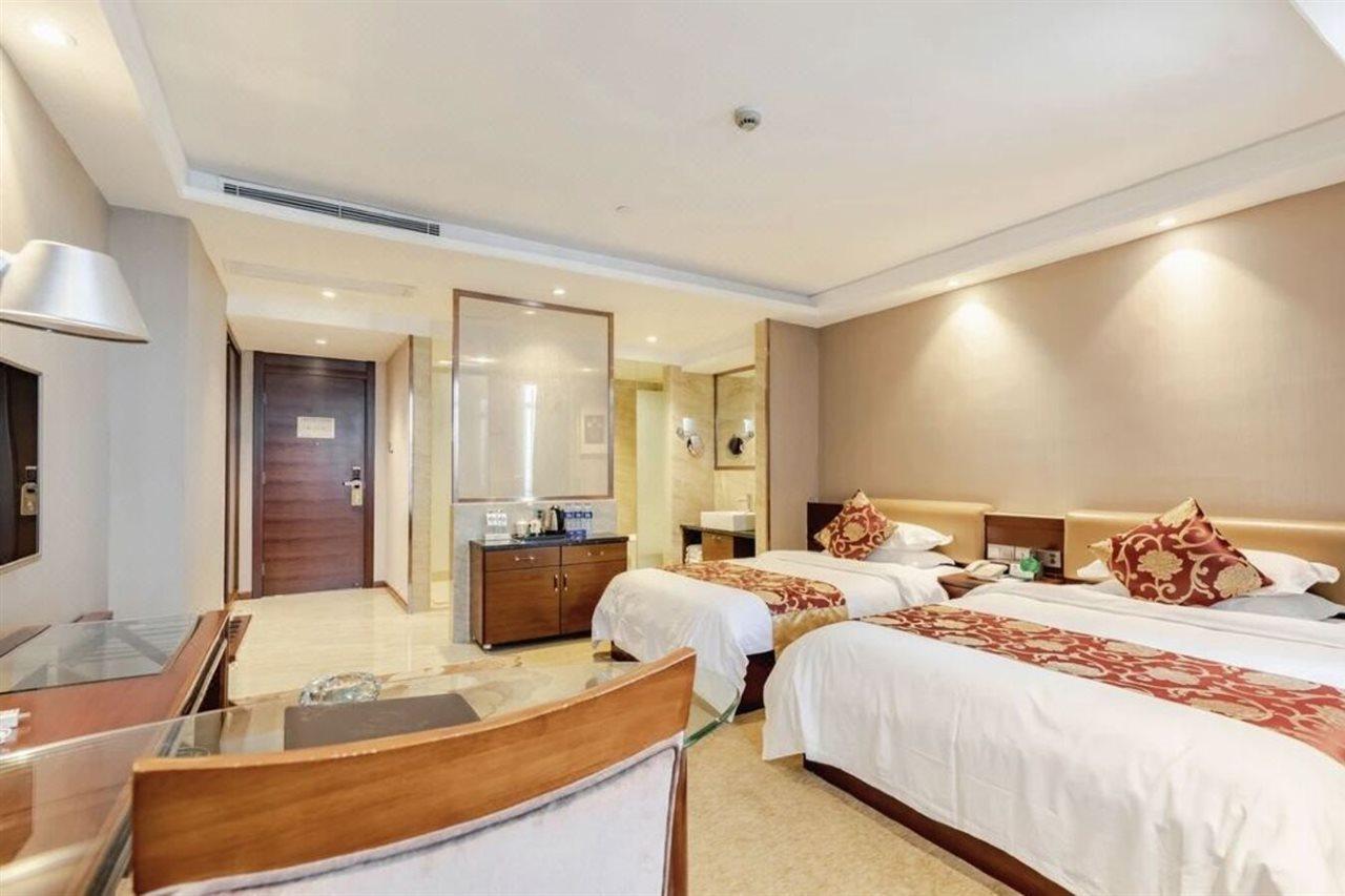 The Century Hotel Zhongshan  Dış mekan fotoğraf