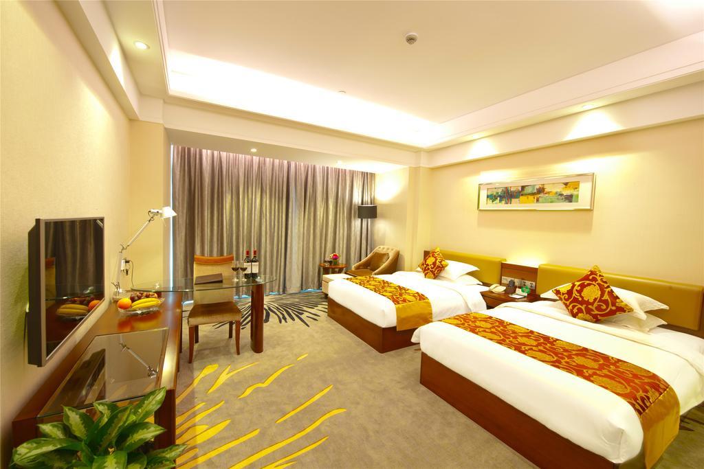 The Century Hotel Zhongshan  Oda fotoğraf