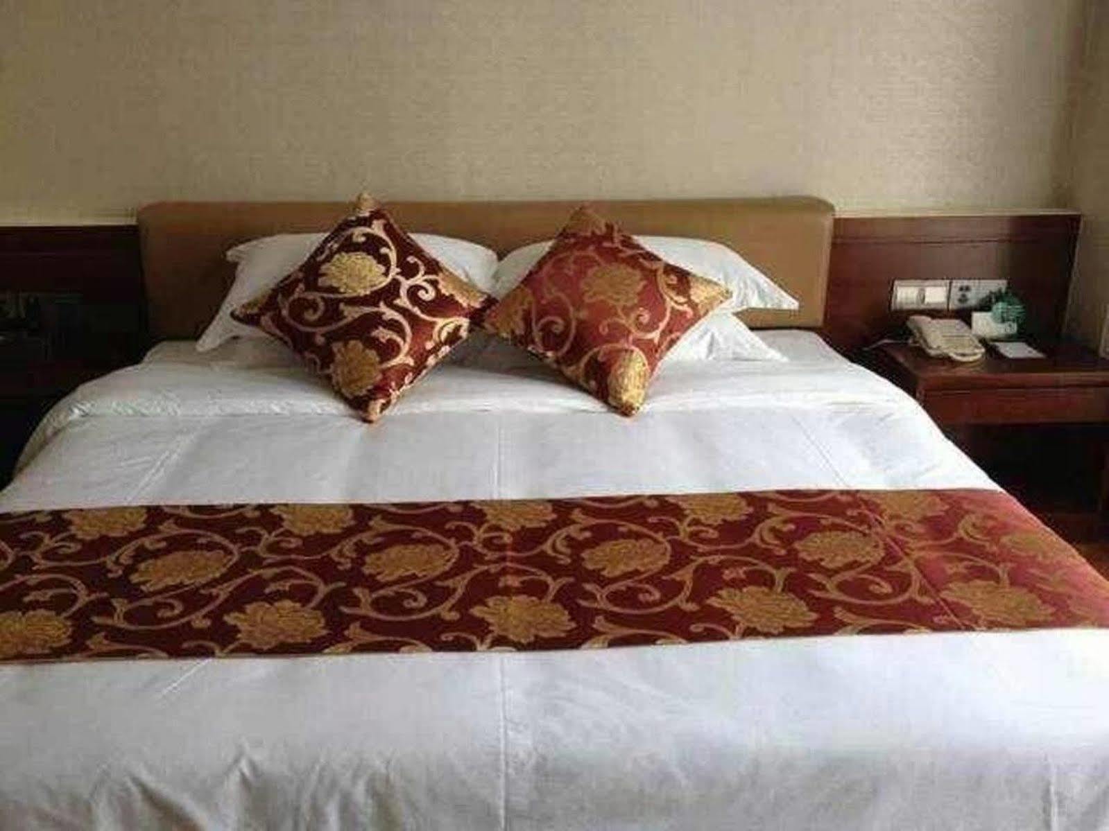 The Century Hotel Zhongshan  Dış mekan fotoğraf